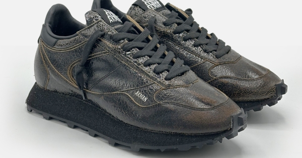 38ATENA-MAN-CRACK-CALF-COGNAC-BLACKL.jpg